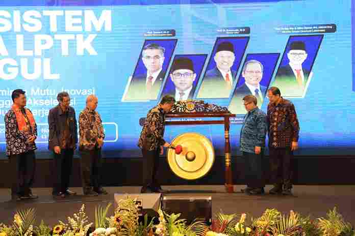 Menaker: Penguatan Kompetensi Lulusan Perguruan Tinggi Penting untuk Menjawab Kebutuhan Dunia Kerja
