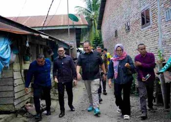Bupati Batu Bara Kunjungi Warga Terdampak Musibah di Desa Petatal