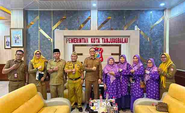 Wawako Tanjungbalai Terima Silaturahmi dan Audiensi PD Wanita Islam