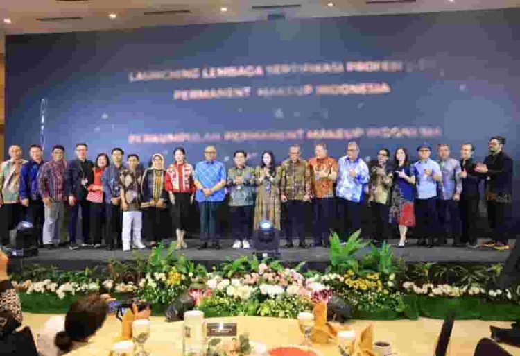 Kemnaker: Sertifikasi Jadi Kunci Pastikan Kompetensi Tenaga Kerja Permanent Makeup