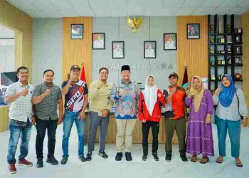 Bupati Batu Bara Terima Kunjungan Fadila, Pemain Timnas Putri U-16 Asal Batu Bara