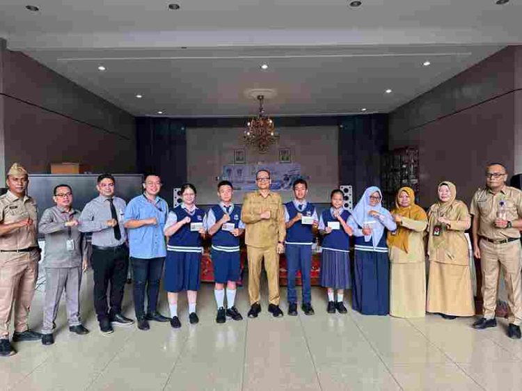 Wakil Wali Kota Fadly Abdina Ajak Pelajar Budayakan Menabung Sejak Dini