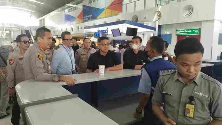 Penerbangan Terdampak Erupsi Anak Krakatau, Polda Sumut Siagakan 108 Personel di Kualanamu Layani Penumpang