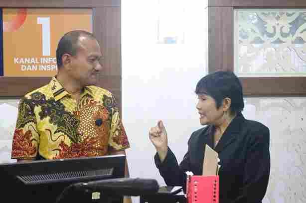 Sambut HUT ke-81 RRI, Wali Kota Tanjungbalai Hadir Sebagai News Anchor Pada Buletin Sore RRI Medan