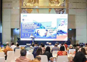 Wamenaker Tekankan Kompetensi SDM dalam Pengelolaan Risiko Microbanking