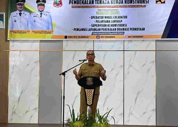 Wawako Tanjungbalai Buka Kegiatan Pembekalan Uji Kompetensi Tenaga Kerja Kontruksi