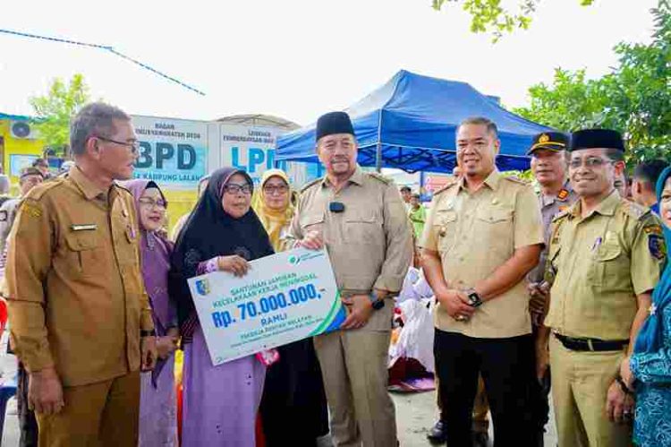Bupati Batu Bara Hadirkan Pelayanan Terpadu Melalui Program BERLAYAR di Kecamatan Tanjung Tiram
