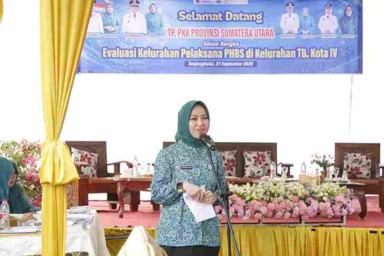 Kunjungan Tim PKK Sumut Dalam Evaluasi Lomba PHBS di Kelurahan TB Kota IV Tanjungbalai