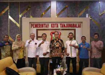 Wawako Fadly Abdina Terima Audiensi Pengkot FAI Tanjungbalai dan Sumut