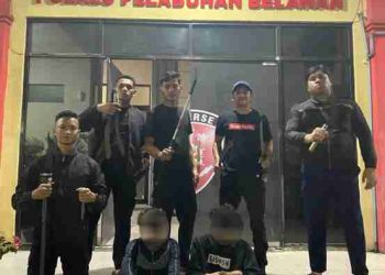Tim Macan Polres Pelabuhan Belawan Intersepsi Dua Pemuda dan Menyita 8 Sajam di Simpang Pajak Uka