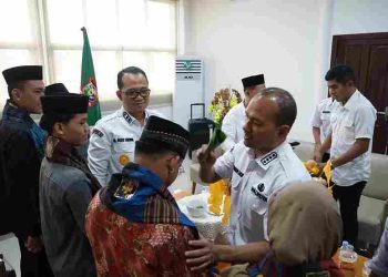 Wali Kota dan Wawako Upah-Upah Enam Putra Putri Tanjungbalai Lanjutkan Pendidikan ke Universitas Al-Azhar Kairo