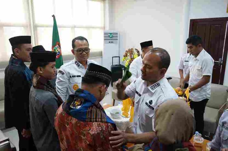 Wali Kota dan Wawako Upah-Upah Enam Putra Putri Tanjungbalai Lanjutkan Pendidikan ke Universitas Al-Azhar Kairo