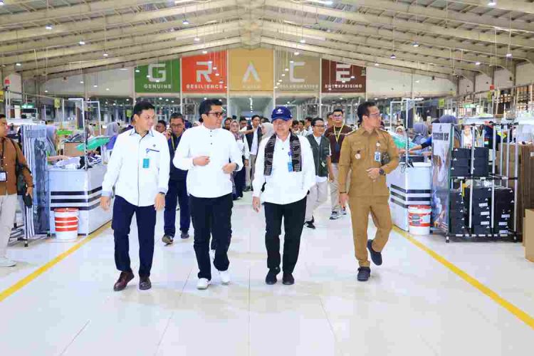 Kemnaker Latih Pekerja Terdampak PHK agar Siap Kerja atau Berwirausaha
