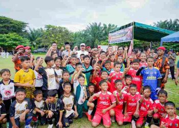 Buka Festival Sepak Bola U-10, Bupati Batu Bara Tekankan Sportivitas dan Generasi Muda Bebas Narkoba