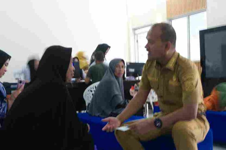 Wakota Mahyaruddin Sidak ke Dinas Dukcapil Tanjungbalai